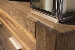 VELA komoda vysoká, 4 zásuvky VELA komoda vysoká, 4 zásuvky