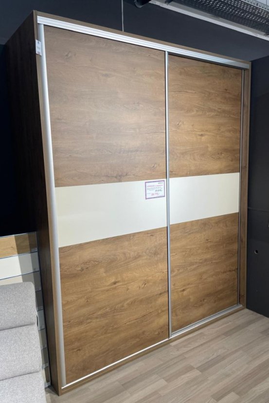 Šatní skříň ZS 1A, dveře A2